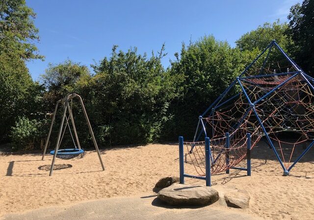 Spielplatz_Hitzeplatz